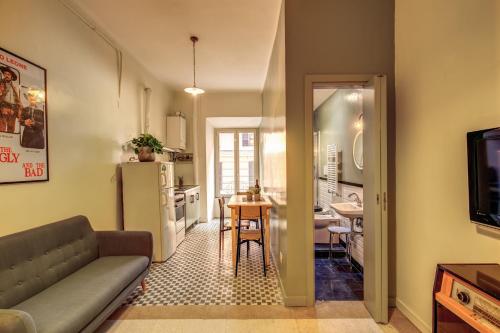 Trastevere San Cosimato vintage, Roma (foto 5)