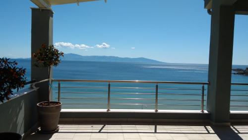 Thala-Sea Luxury House gîte à louer Ormískos Kalamítsa