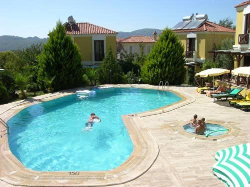 Gondol Apartments Ideally located in the Oludeniz City Center area, Gondol Apartments promises a relaxing and wonderful visit. The property has everything you need for a comfortable stay. Service-minded staff will welc