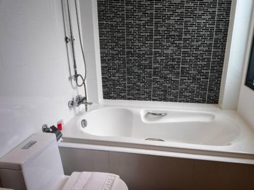 Limelight Village Room Type - Villa with Sea View