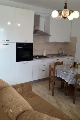 Apartments with parking space Pisak, Omis - 2827, Mimice (zdjęcie 8)