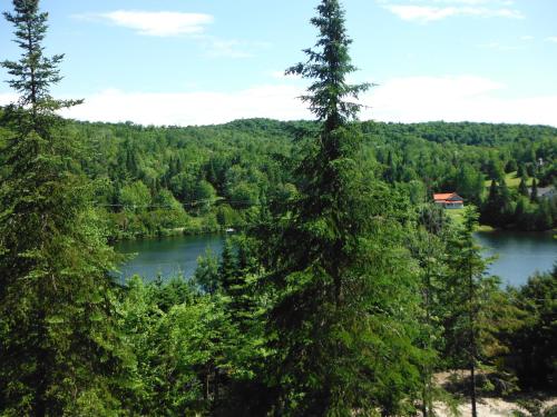 Gîte Vita Bella B&B – Saint-Adolphe-d’Howard