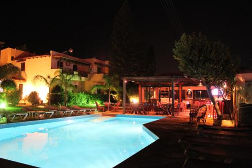 Petros Village