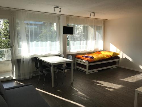 Anstatthotel Zug - self-check-in - Accommodation - Zug