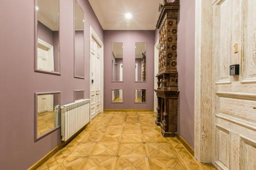 KuXoS Apartment On Machabeli Street