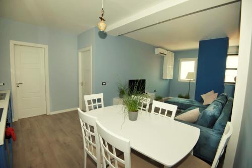 Dion Apartment, Tirana (fotografie 9)