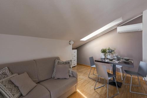 Vialeromadodici Rooms & Apartments - image 11