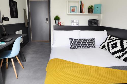 Modern Aparto Dorset Point City Centre Tripadvisor for Small Space