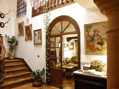 14161693 Hotel Soho Boutique Palacio San Gabriel