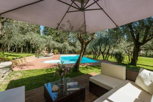 Villa in Private Estate,shared Pool,parking,3km to Ponte Vecchio, Florence (photo 6)