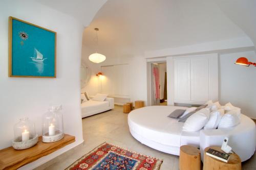 Sleeps 4