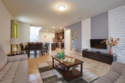 GAMEROOM GRILL 2 MASTER SUITES! (3700WW) - main image