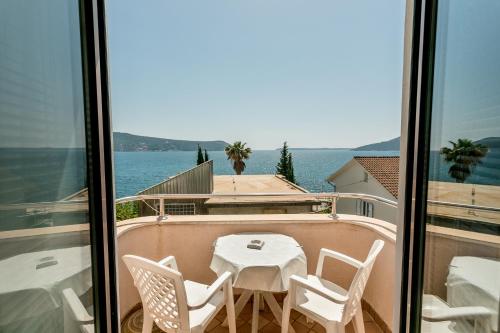 Apartments Maslina in Savina Monastery