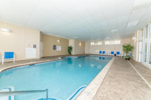 Admirals Quarters 802
