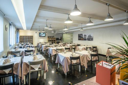 As Hotel Cambiago - image 7