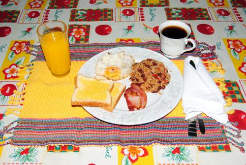 Food and beverages, Casa Mariana in Alajuela
