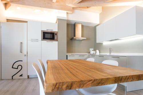 設施, La Giostra Home Apartments in 德利納