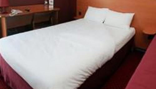 Comfort Hotel CDG Goussainville - image 11