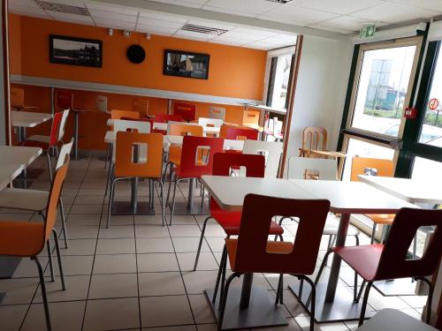 Premiere Classe Orleans Ouest - La Chapelle St Mesmin - main image