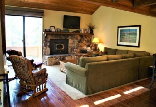 Bright & Beautiful Snowflower Suite - Listing #380 - image 8