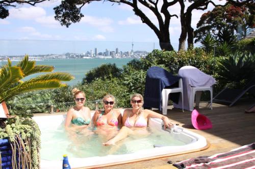 Sea view guest house Auckland