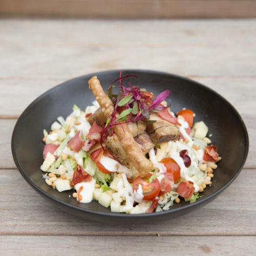 مطعم, The Redwood Hotel in رد وود