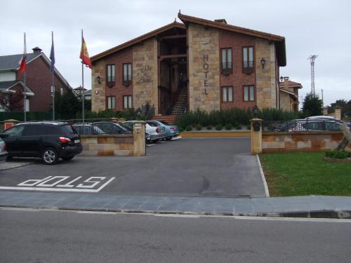 Hotel y Apartamentos Sur de la Bahía in Elechas