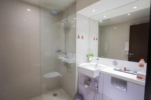 Bigland Hotel & Convention Sentul Room Type - Superior Double or Twin Room