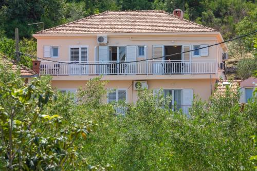 Apartments Elica 2