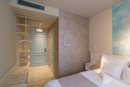 Garni Hotel D10 - image 3