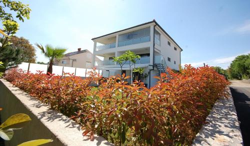  Apartments Sabina Lux, Ferienwohnung in Malinska