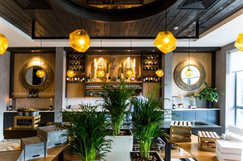 Étterem, Clayton Hotel Dublin Airport Central in Dublin