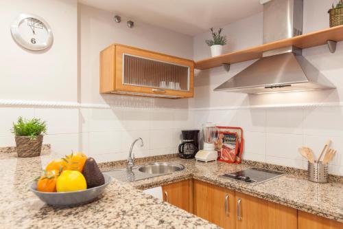 Elegante apartamento en el corazon de Sevilla. - image 2