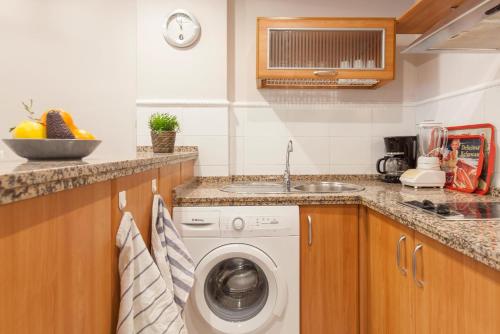 Elegante apartamento en el corazon de Sevilla. - image 13