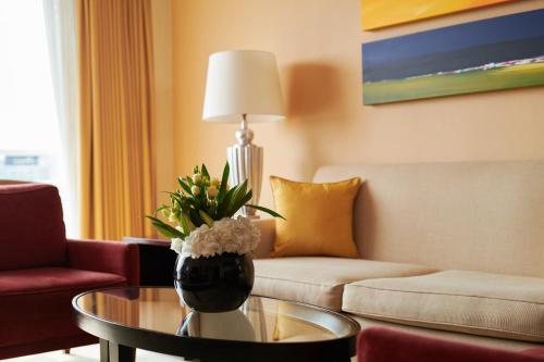 The Chelsea Harbour Hotel - image 10