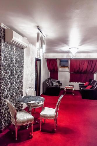 Hotel Lord - image 5