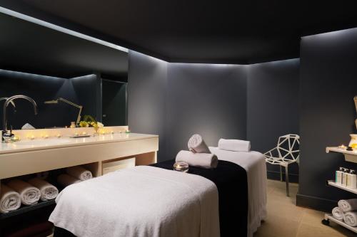 The Chelsea Harbour Hotel - image 12