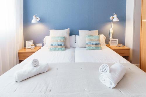 Mumm by Pillow - image 13