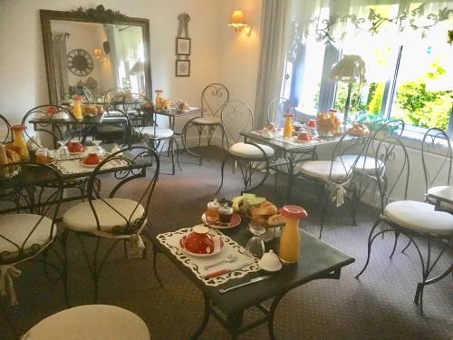 Hôtel Boutique Saint-Louis – Lisieux, NY
