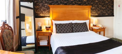 Pymgate Lodge Airport Hotel - image 13