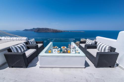 Hyperion Oia Suites - image 13