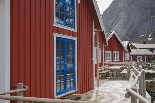Reine Rorbuer - by Classic Norway Hotels - image 9
