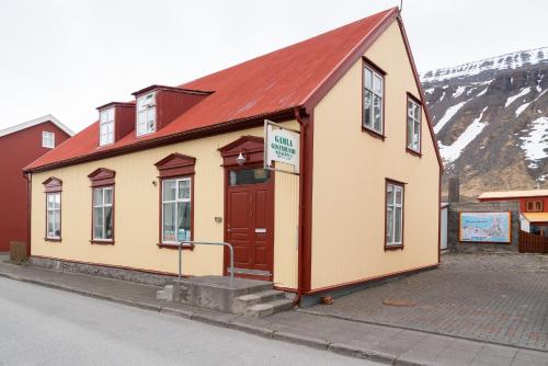 Gamla Isafjördur Guesthouse
