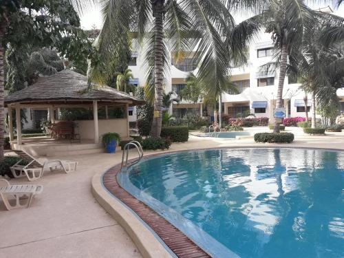 Studio Lipstick in Saly