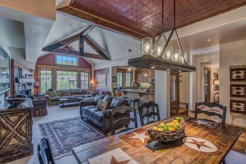 Westwall Lodge Crested Butte In Co - 