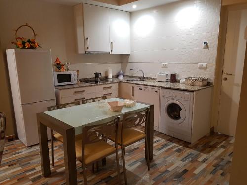 Apartamentos Santa Justa - image 5