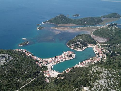  Apartments Azzurro in Blace