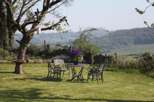 Coombe Lodge Farm House 5