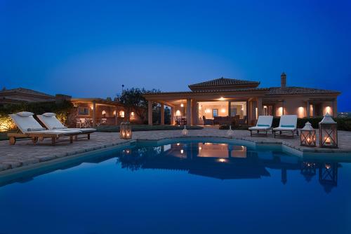 Villa Emerald - main image