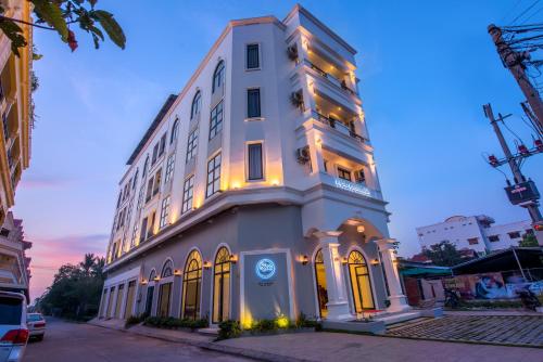 Sky Palace Boutique Hotel Battambang